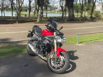 TRIUMPH STREET TRIPLE 675 ABS TRIUMPH STREET TRIPLE 675 ABS